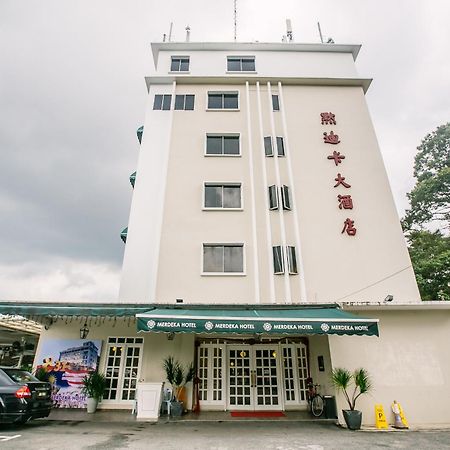 Merdeka Hotel Kluang Extérieur photo