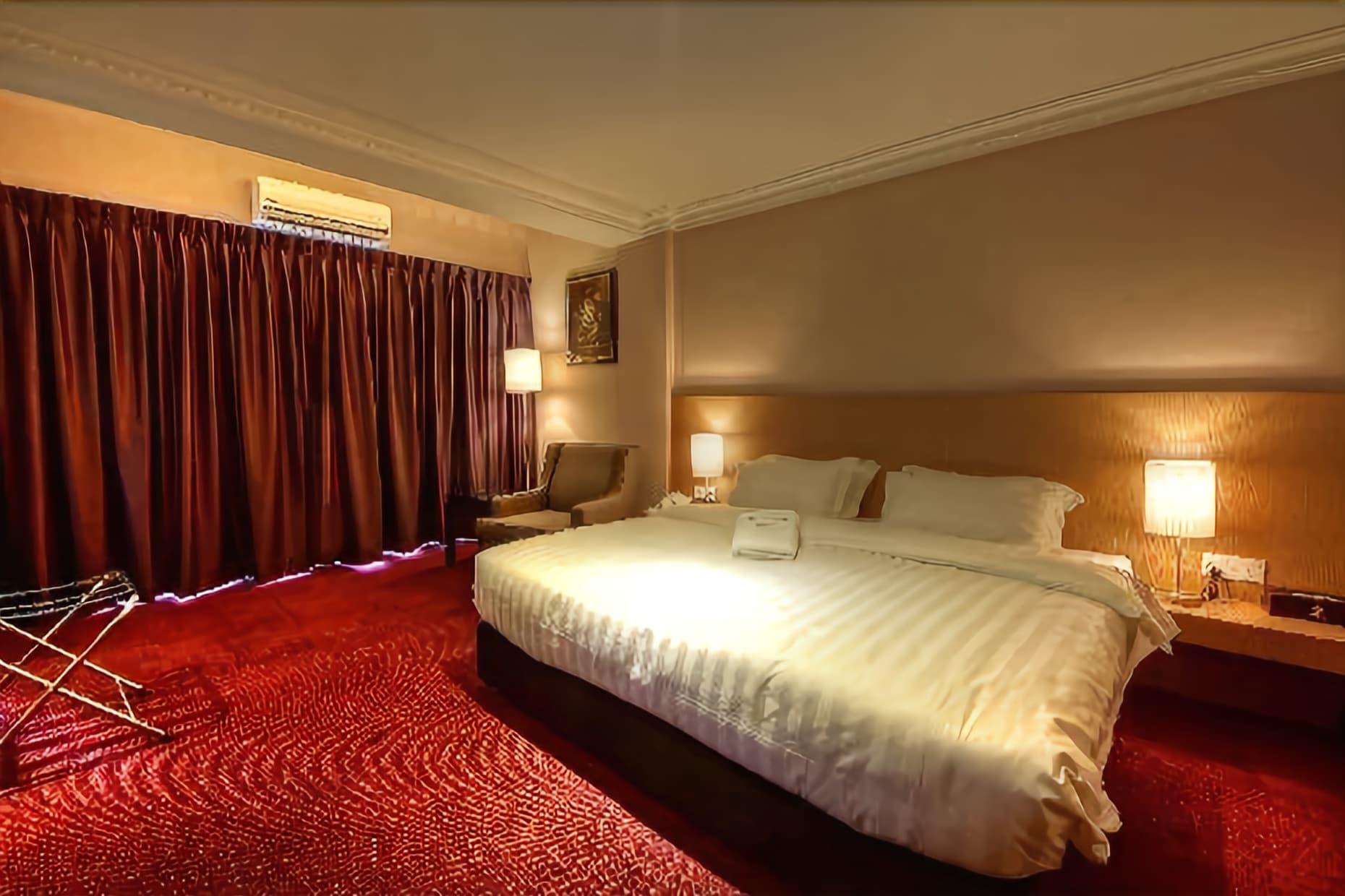 Merdeka Hotel Kluang Extérieur photo