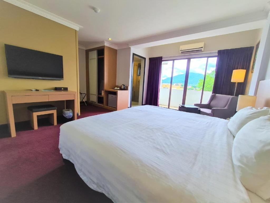 Merdeka Hotel Kluang Extérieur photo