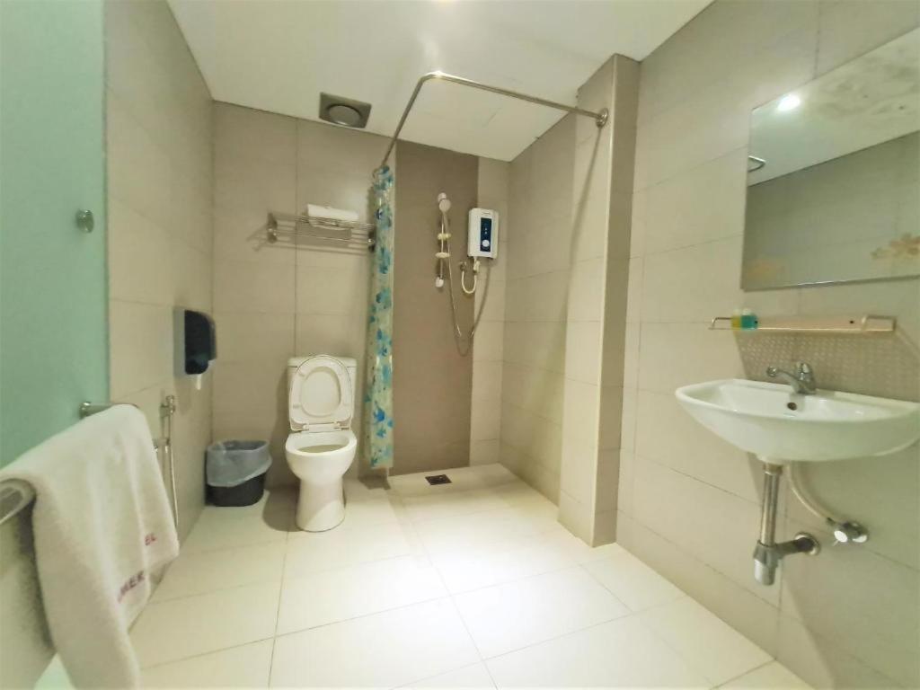 Merdeka Hotel Kluang Extérieur photo